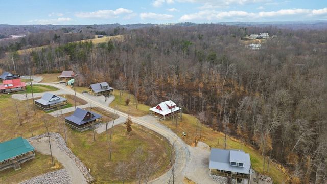 255 Pumpkin Creek Circle, Jamestown, KY 42629