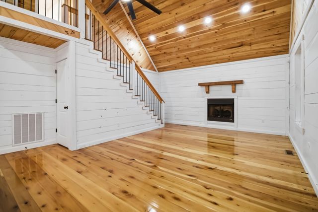 255 Pumpkin Creek Circle, Jamestown, KY 42629