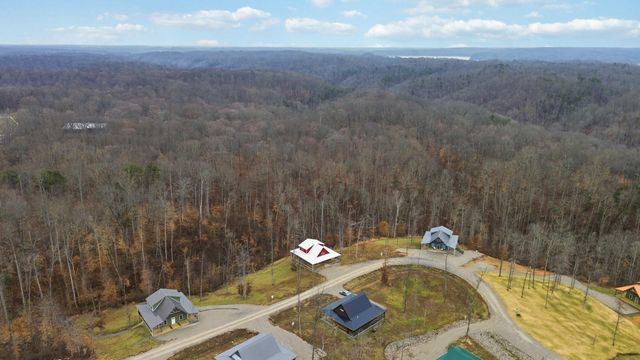 255 Pumpkin Creek Circle, Jamestown, KY 42629
