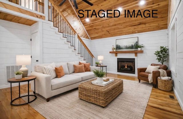 255 Pumpkin Creek Circle, Jamestown, KY 42629