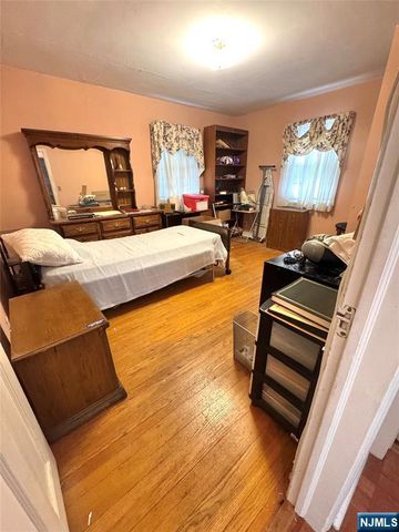 27 Monterey Avenue, Teaneck, NJ 07666