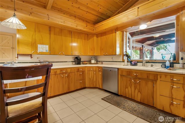 19127 Patterson Road E, Orting, WA 98360