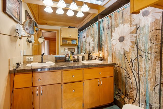 19127 Patterson Road E, Orting, WA 98360