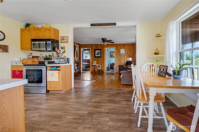 19127 Patterson Road E, Orting, WA 98360