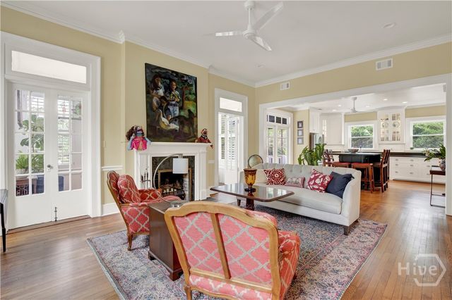 11 E 50th Street, Savannah, GA 31405