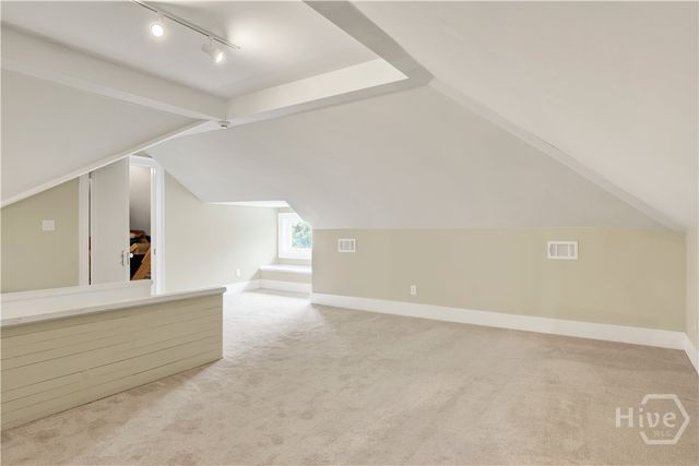 11 E 50th Street, Savannah, GA 31405