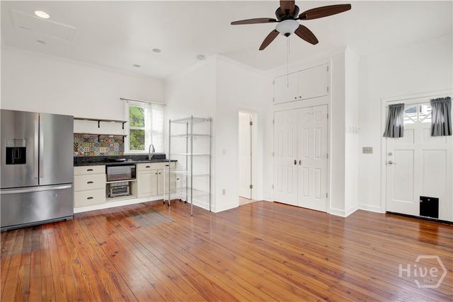 11 E 50th Street, Savannah, GA 31405
