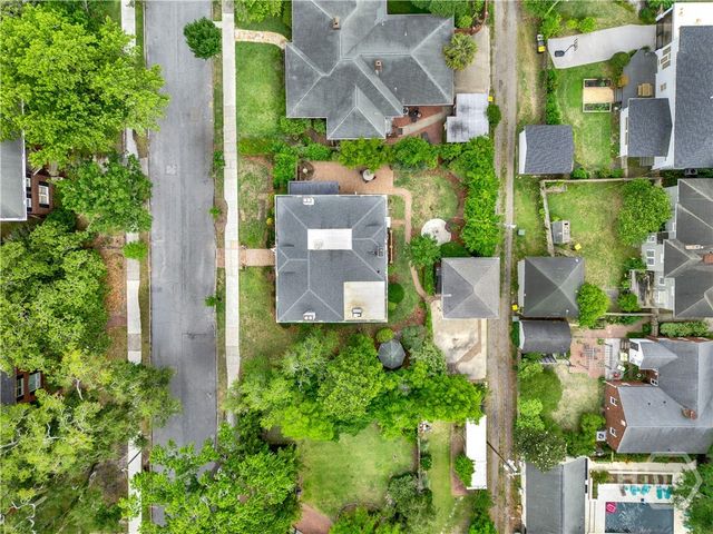11 E 50th Street, Savannah, GA 31405