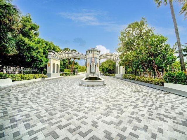 456 Poinciana Island Drive 1620, Sunny Isles Beach, FL 33160