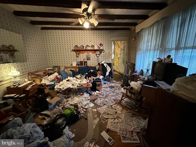 100 S 6TH AVE, Reading, PA 19611