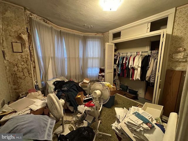 100 S 6TH AVE, Reading, PA 19611