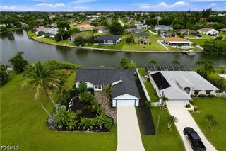 28 NE 19th CT, Cape Coral, FL 33909