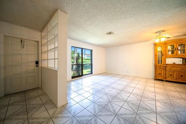 4424 Regency Drive, Lake Worth, FL 33461