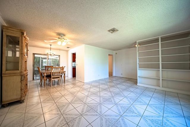 4424 Regency Drive, Lake Worth, FL 33461