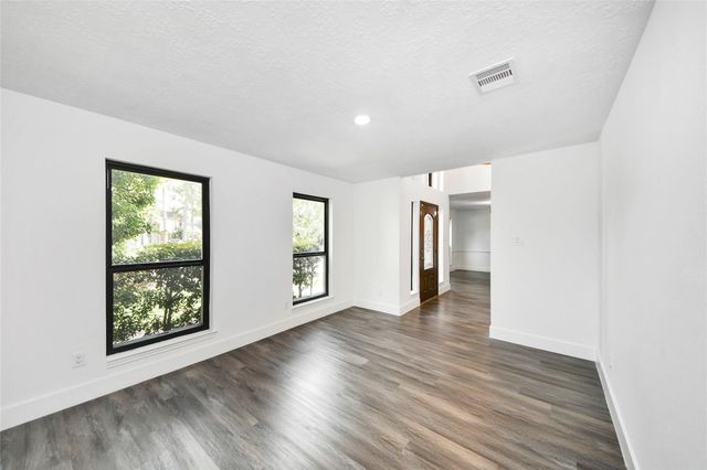 8510 Canyon Pine Drive, Spring, TX 77379