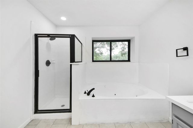 8510 Canyon Pine Drive, Spring, TX 77379