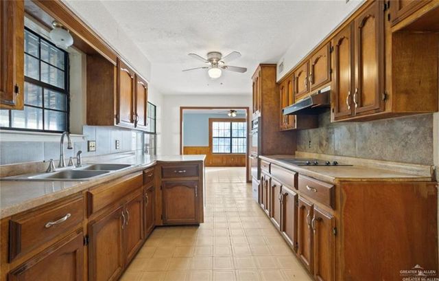 3401 Del Norte Drive, Mission, TX 78574