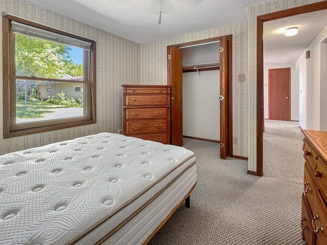 1499 Hemlock Drive, Reedsburg, WI 53959