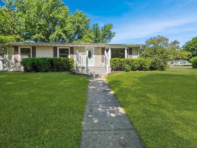 1499 Hemlock Drive, Reedsburg, WI 53959