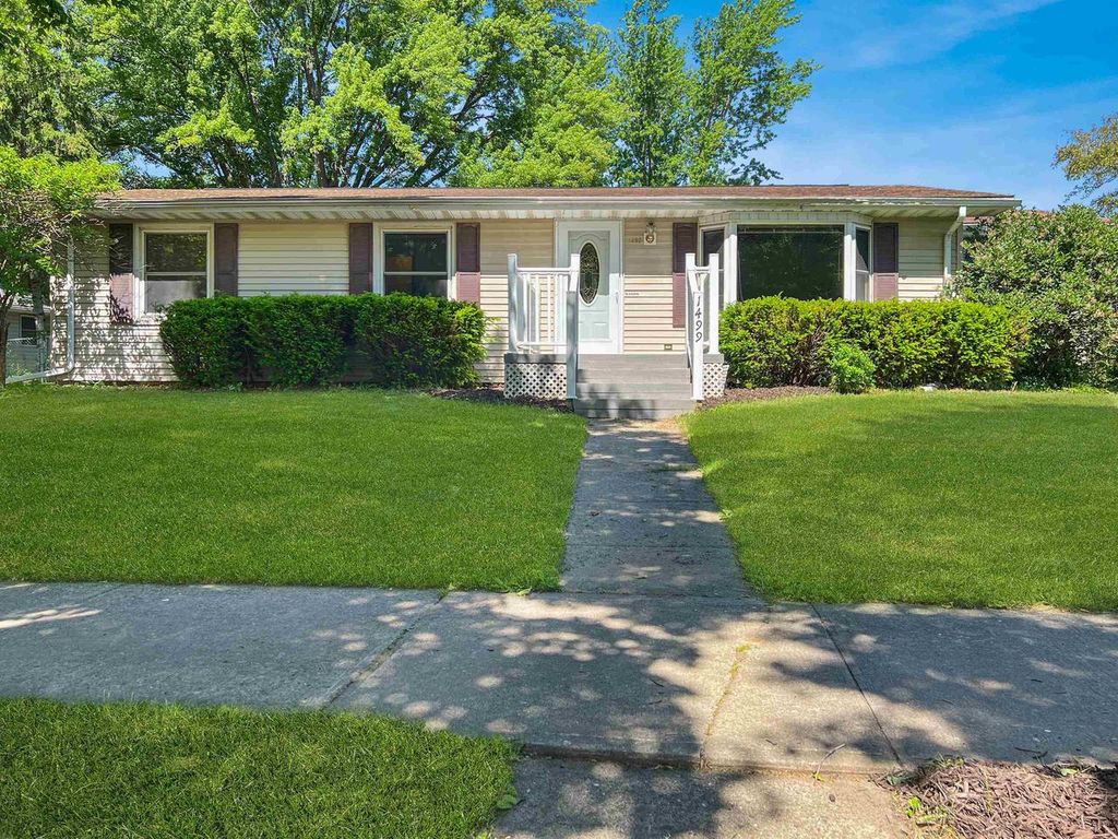 1499 Hemlock Drive, Reedsburg, WI 53959