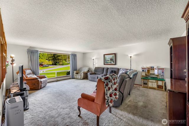 9652 Ronald Drive, Blaine, WA 98230