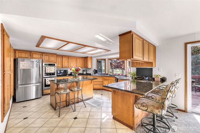 9652 Ronald Drive, Blaine, WA 98230
