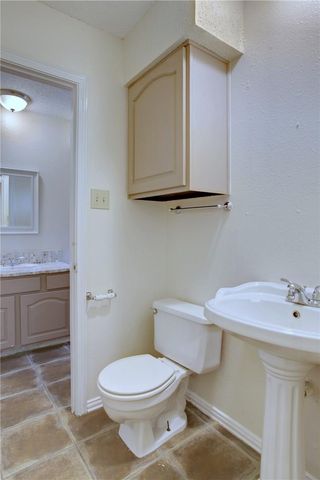 5910 Jacob GLN, Austin, TX 78727