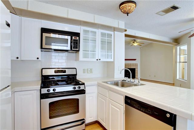 5910 Jacob GLN, Austin, TX 78727