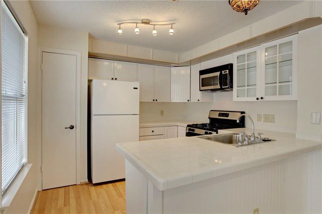 5910 Jacob GLN, Austin, TX 78727