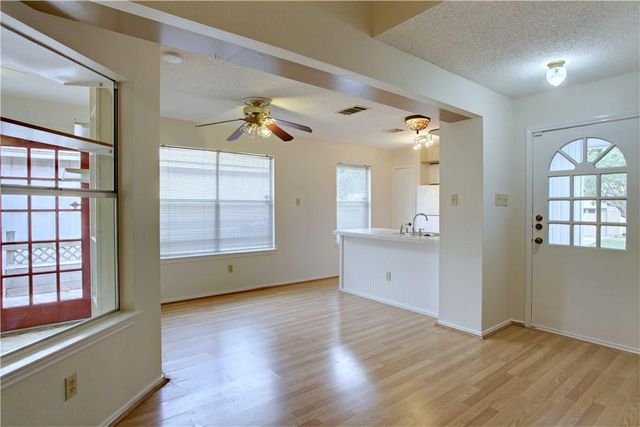 5910 Jacob GLN, Austin, TX 78727