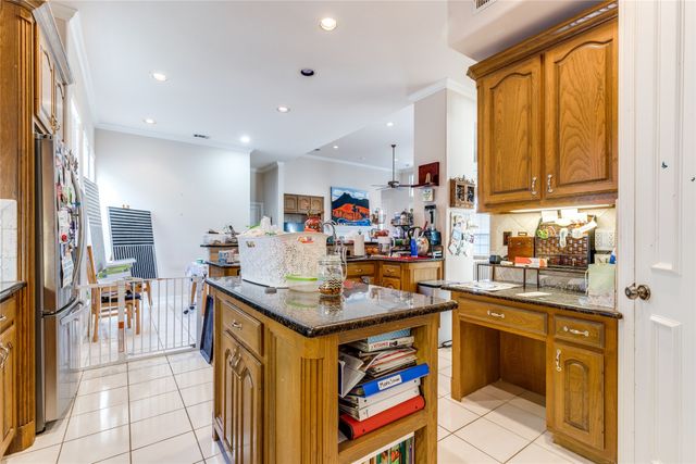 5929 Pebblestone Lane, Plano, TX 75093