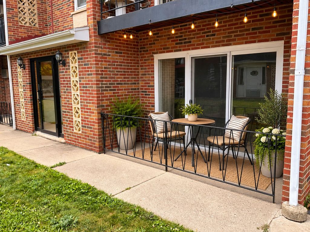 6436 W 64th Place C1, Chicago, IL 60638 — photo 2
