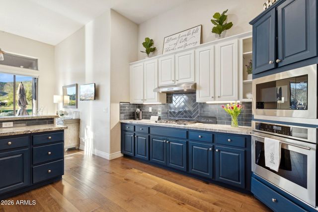 2210 W CAMARGO Drive, Anthem, AZ 85086