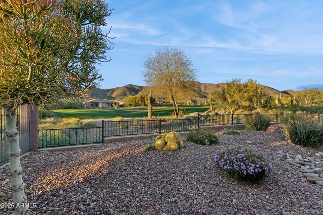 2210 W CAMARGO Drive, Anthem, AZ 85086