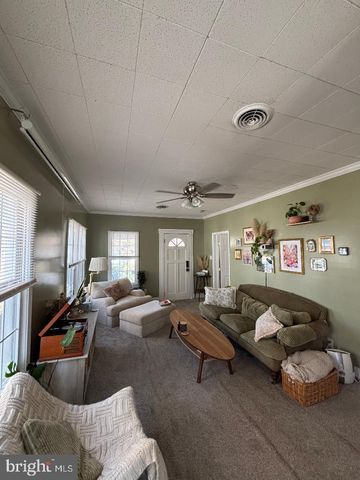 708 DOVER RD, Easton, MD 21601