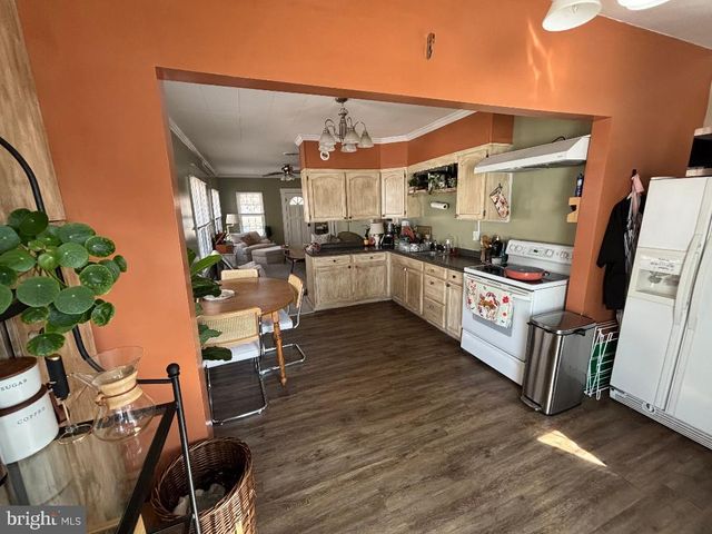 708 DOVER RD, Easton, MD 21601