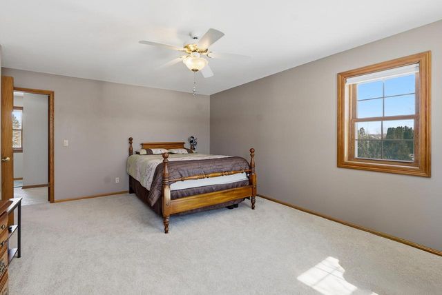 N66W35104 Lappland Crossing, Oconomowoc, WI 53066