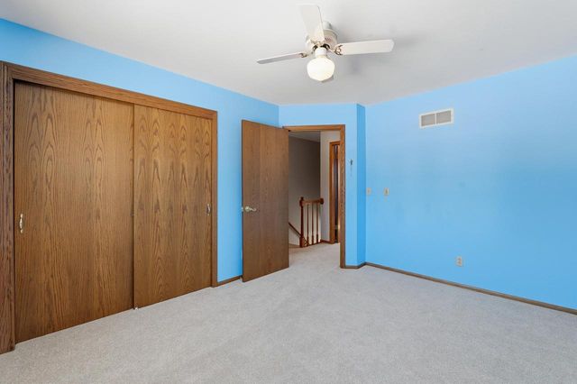 N66W35104 Lappland Crossing, Oconomowoc, WI 53066