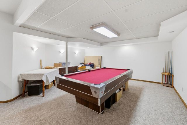 N66W35104 Lappland Crossing, Oconomowoc, WI 53066