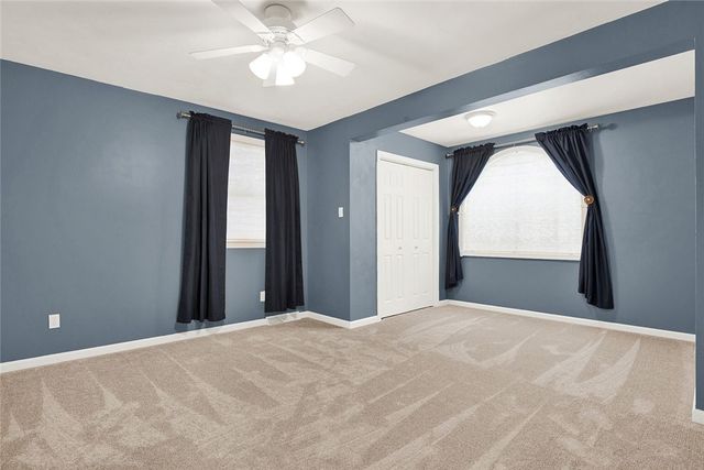 774 Vernon Dr, Rostraver, PA 15012