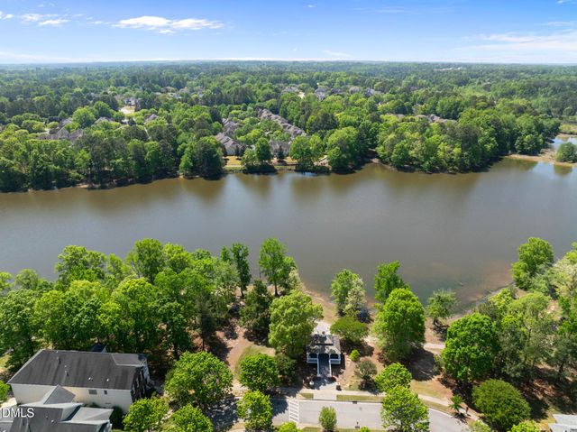 203 Carpenter Town Lane, Cary, NC 27519