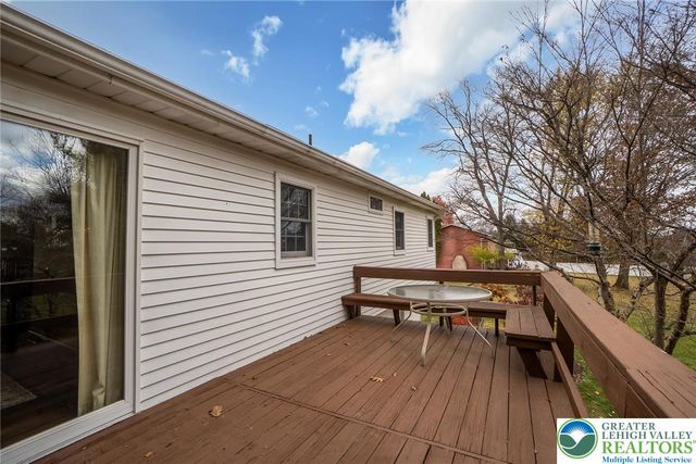 368 Oxford Drive, Bethlehem City, PA 18017