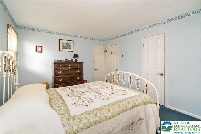 368 Oxford Drive, Bethlehem City, PA 18017