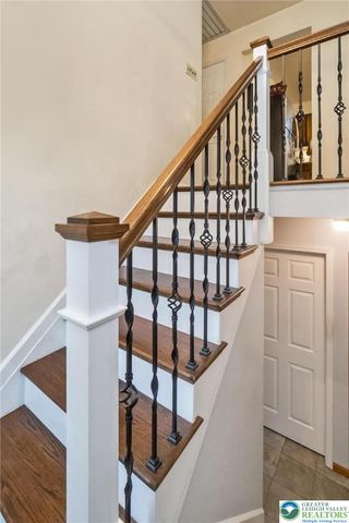 368 Oxford Drive, Bethlehem City, PA 18017