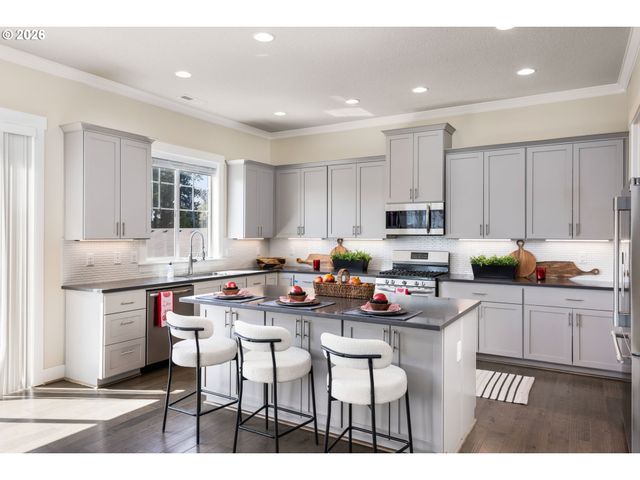 16878 Sw BIRDSONG St, Beaverton, OR 97007