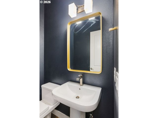 16878 Sw BIRDSONG St, Beaverton, OR 97007