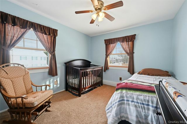 26 Charles Circle, Islip, NY 11751