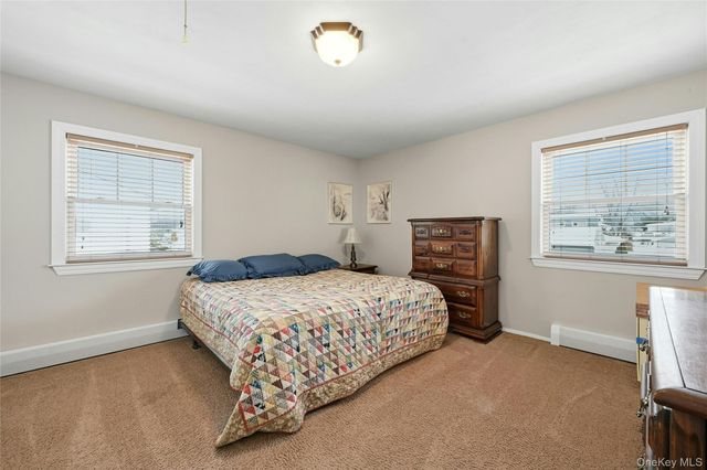 26 Charles Circle, Islip, NY 11751