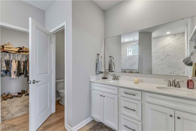520 Forecastle Court, Avon Lake, OH 44012