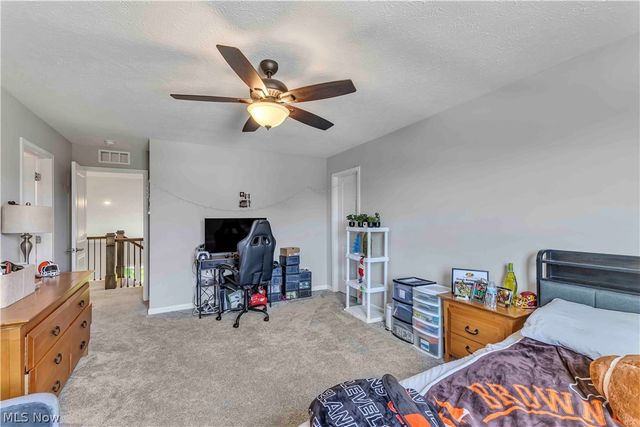 520 Forecastle Court, Avon Lake, OH 44012